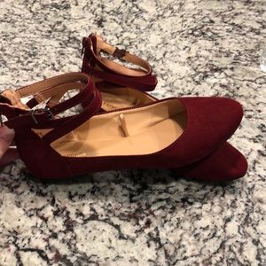NWOT Burgundy Flats